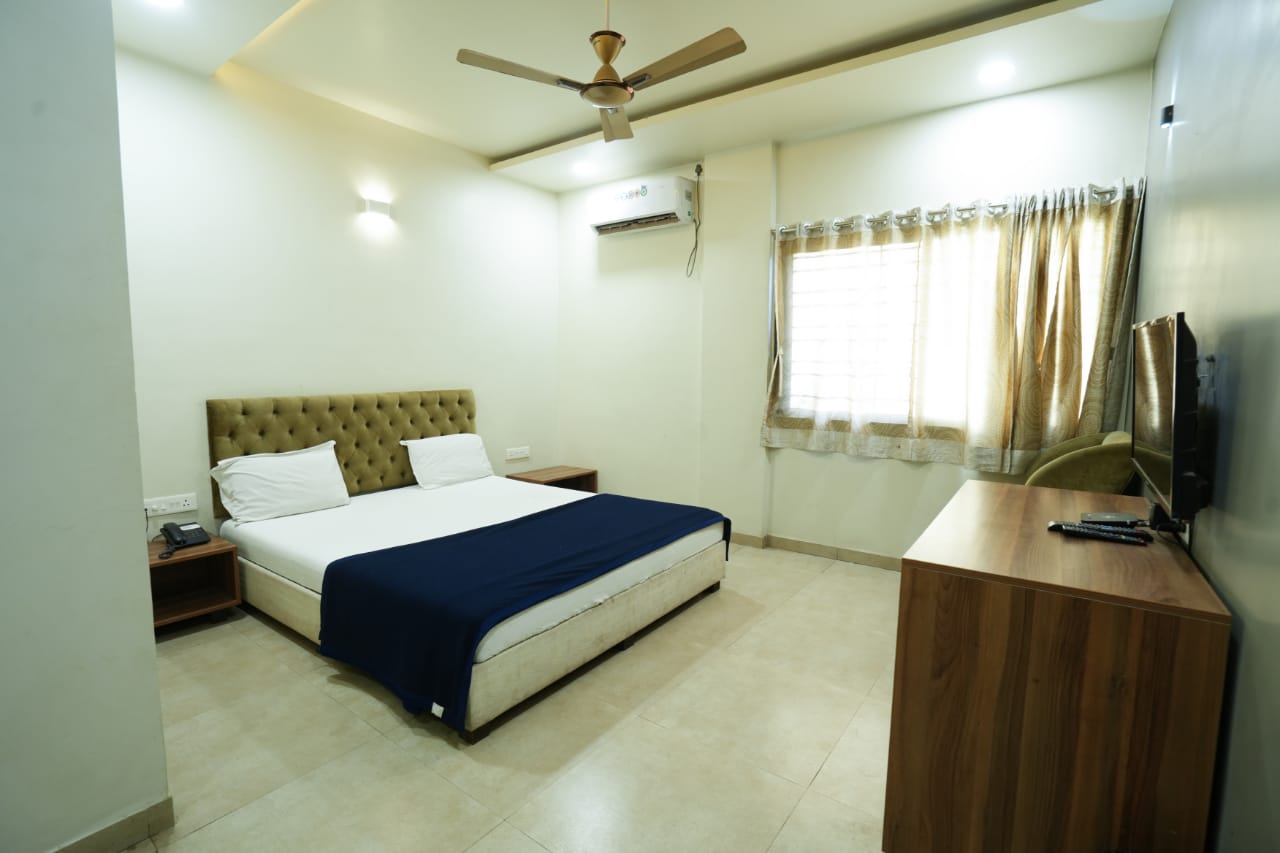 Hotel Anand | Double bed room AC